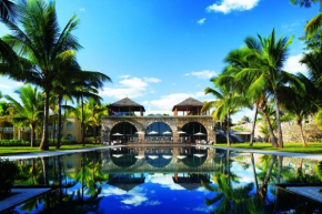 Гостиница Outrigger Mauritius Beach Resort  Бель Омбр